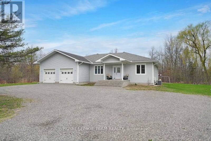 986 South Gower Drive, North Grenville, Ontario, K0G1J0, North Grenville, Ontario — photo 1 of 5