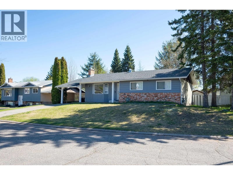 730 FAULKNER Crescent, Prince George, British Columbia, V2M5C9, Prince George, British Columbia — photo 1 of 5