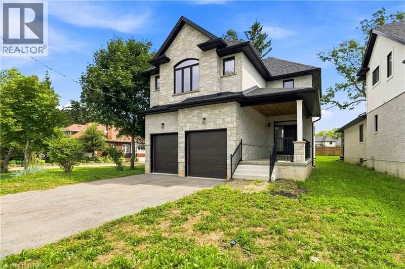 232 MOUNT PLEASANT Street, Brantford, Ontario, N3T1V1, Brantford, Ontario — photo 1 of 5