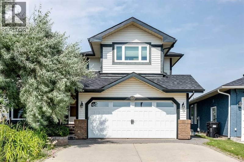 337 Sandringham Court Northwest, Calgary, Alberta, T3K3V6, Calgary, Alberta — photo 1 of 5