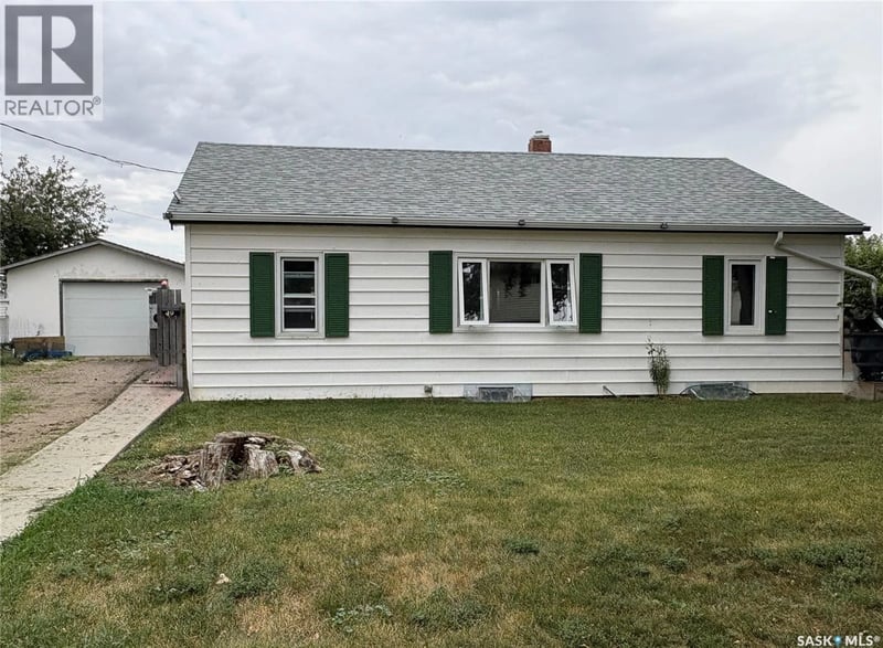 49 14th AVENUE SE, Swift Current, Saskatchewan, S9H3S3, Swift Current, Saskatchewan — photo 1 of 5