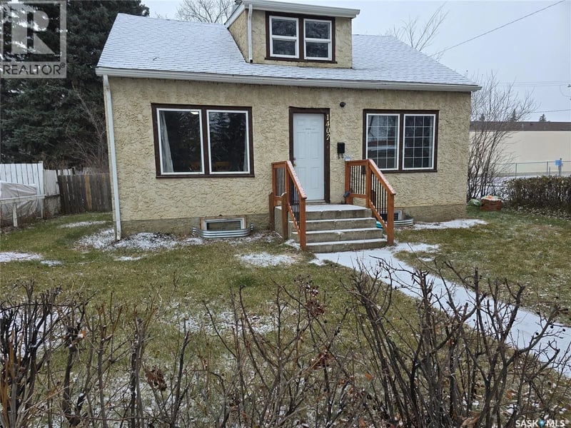 1402 102nd STREET, North Battleford, Saskatchewan, S9A1G7, North Battleford, Saskatchewan — photo 1 of 5