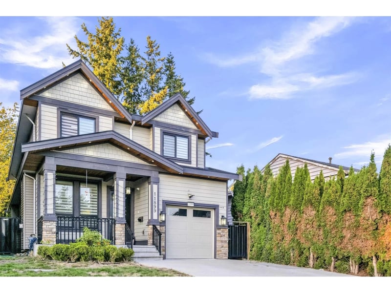 11899 74B Avenue, Delta, British Columbia, V4C1H2, Delta, British Columbia — photo 1 of 5