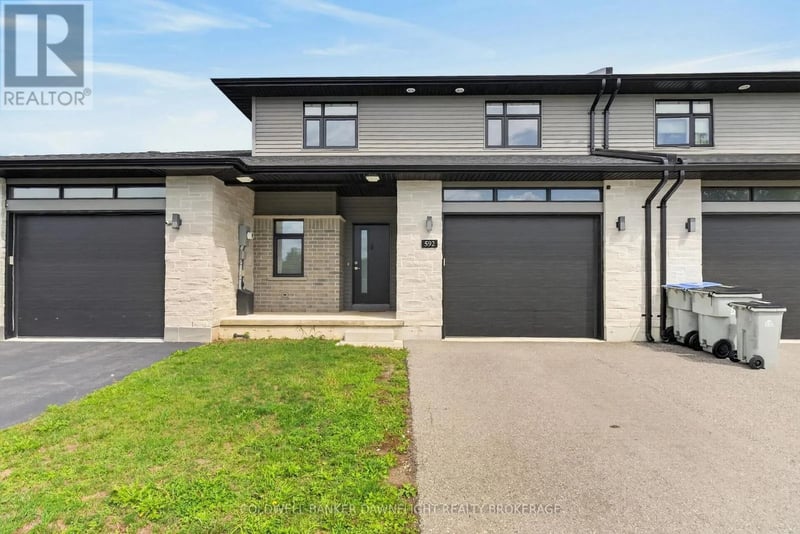 592 Albert Street, South Huron (Exeter), Ontario, N0M1S1, South Huron (Exeter), Ontario — photo 1 of 5