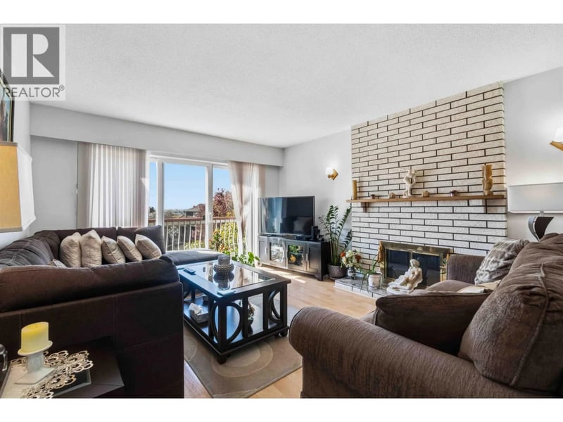 549 56TH Avenue, Vancouver, British Columbia, V5X1R6, Vancouver, British Columbia — photo 1 of 5