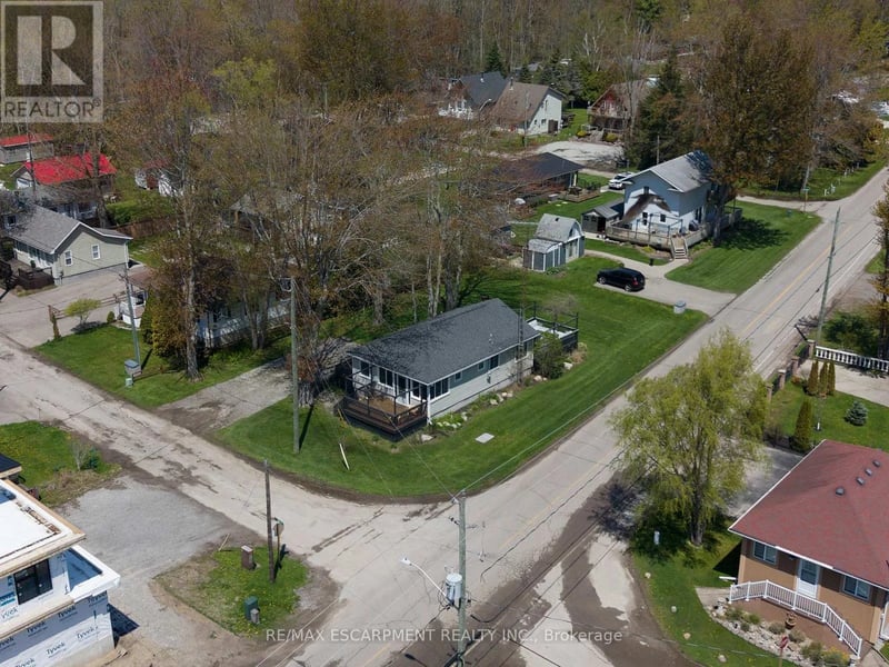 21 FERRIS Street, Norfolk (Turkey Point), Ontario, N0E1W0, Norfolk (Turkey Point), Ontario — photo 1 of 5