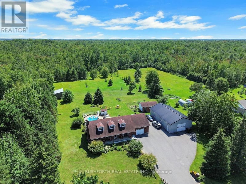 2362 Russland Road, Russell, Ontario, K0A3H0, Russell, Ontario — photo 1 of 5