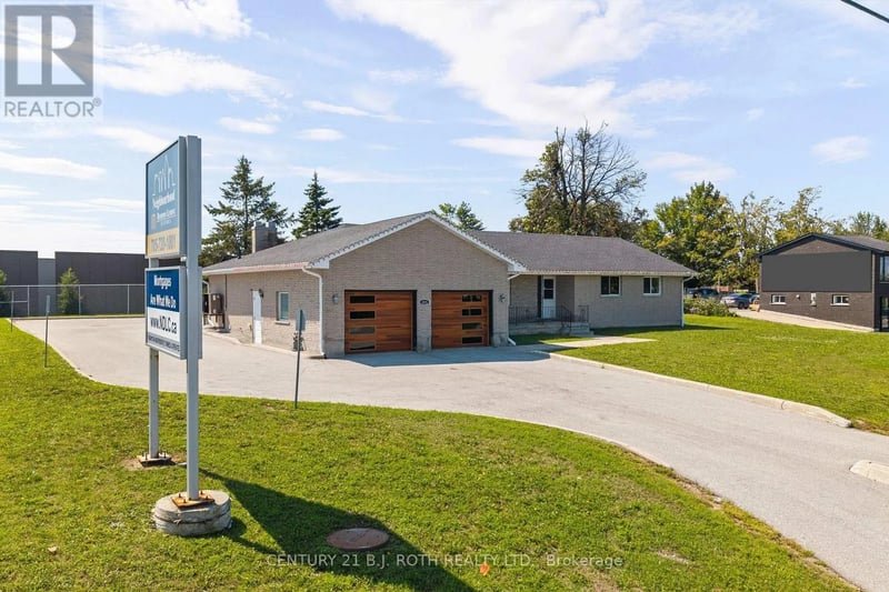 355 Mapleview Drive West, Barrie (Holly), Ontario, L4N9L5, Barrie (Holly), Ontario — photo 1 of 5