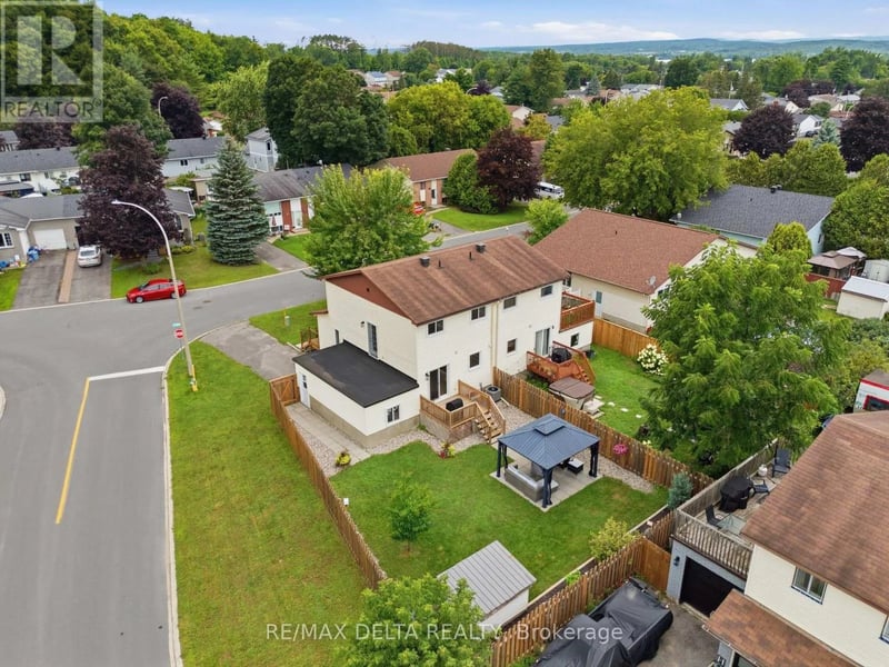 991 Dianne Street, Clarence-Rockland, Ontario, K4K1J6, Clarence-Rockland, Ontario — photo 1 of 5