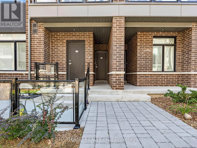 #1310 1695 Dersan Street, Pickering (Duffin Heights), Ontario, L1X0S9, Pickering (Duffin Heights), Ontario — photo 1 of 5