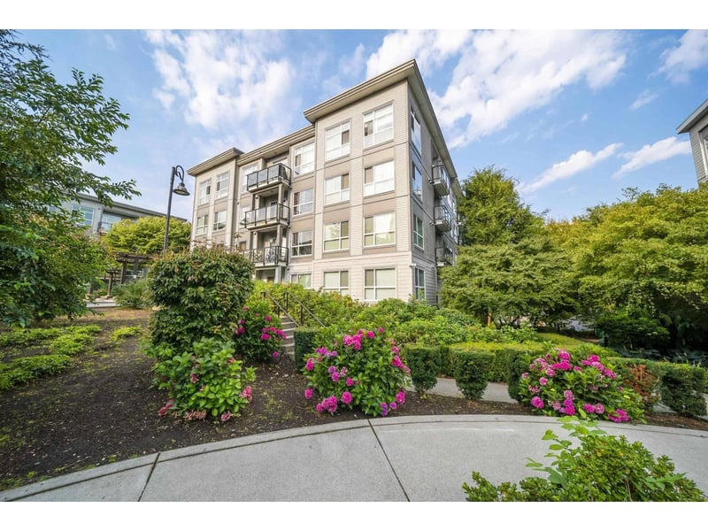 #222 13733 107A Avenue, Surrey, British Columbia, V3T0B7, Surrey, British Columbia — photo 1 of 5