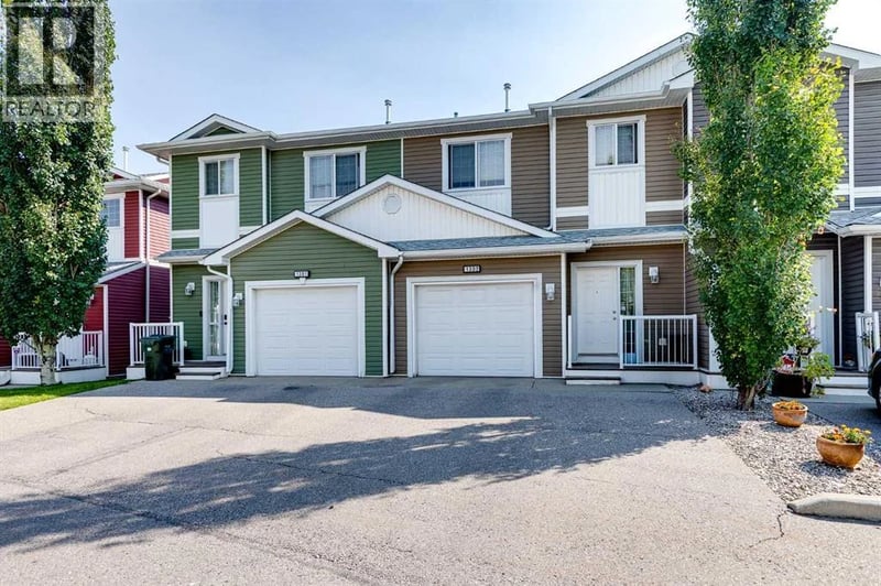 800 Yankee Valley Boulevard Southeast, Airdrie, Alberta, T4A2L3, Airdrie, Alberta — photo 1 of 5