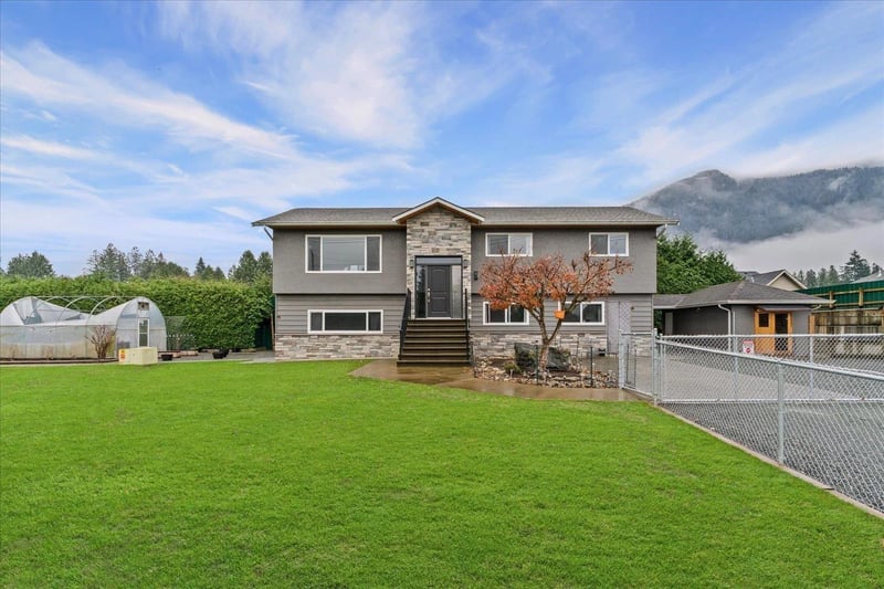 52464 YALE Road, Rosedale, British Columbia, V0X1X1, Rosedale, British Columbia — photo 1 of 5
