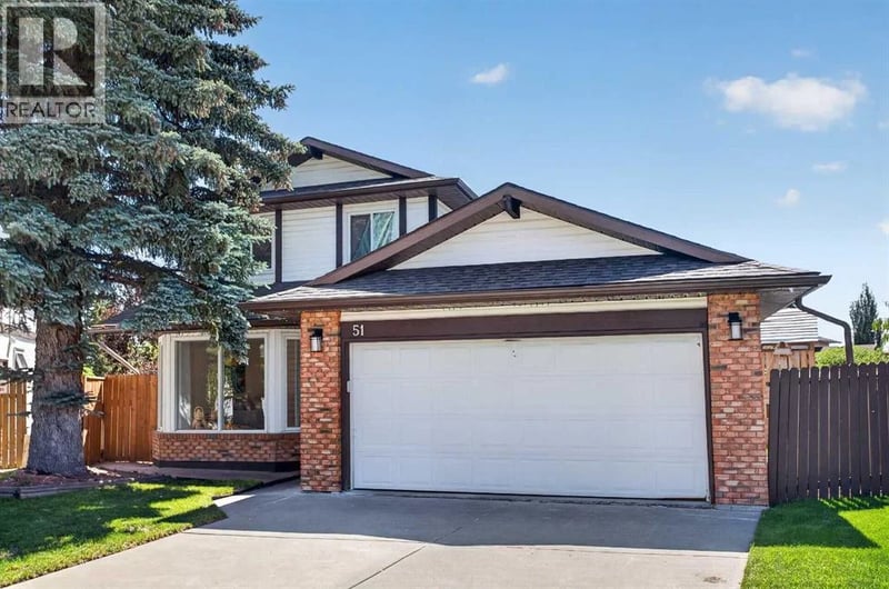 51 Millbank Court Southwest, Calgary, Alberta, T2Y2C9, Calgary, Alberta — photo 1 of 5