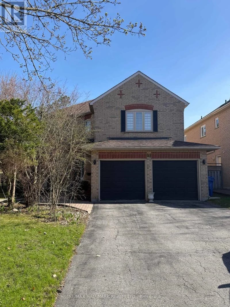 #Basement 7 Charing Crescent, Aurora (Aurora Highlands), Ontario, L4G6P4, Aurora (Aurora Highlands), Ontario — photo 1 of 5