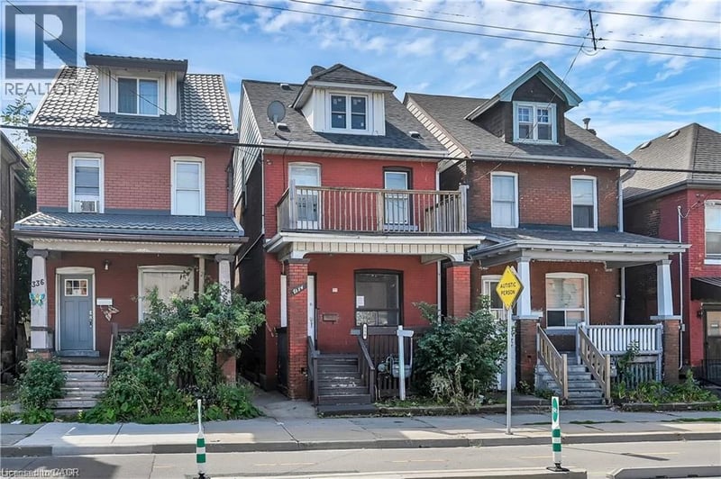 334 CANNON Street East, Hamilton, Ontario, L8L2B9, Hamilton, Ontario — photo 1 of 5