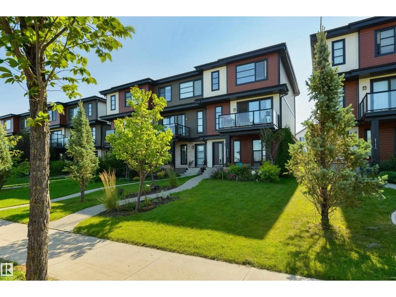 8265 CHAPPELLE WY SW, Edmonton, Alberta, T6W3Y8, Edmonton, Alberta — photo 1 of 5