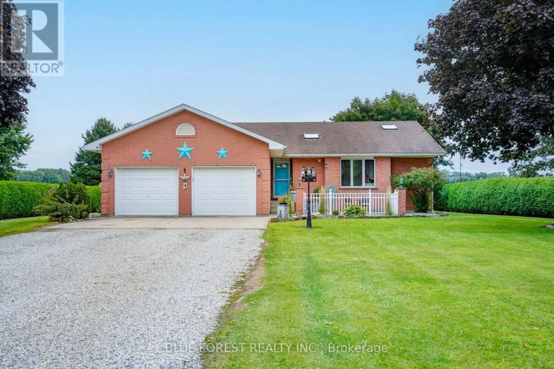 23081 PIONEER Line, West Elgin, Ontario, N0L2C0, West Elgin, Ontario — photo 1 of 5