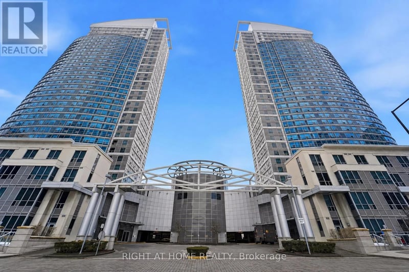 #1612 38 Lee Centre Drive, Toronto (Woburn), Ontario, M1H3J7, Toronto (Woburn), Ontario — photo 1 of 5