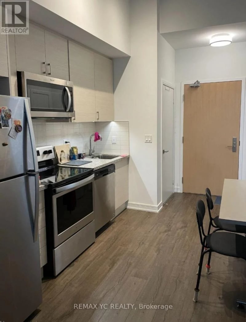 #111 621 Sheppard Avenue East, Toronto (Bayview Village), Ontario, M2K0G4, Toronto (Bayview Village), Ontario — photo 1 of 5