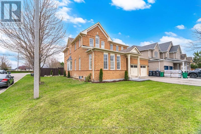 69 Bloomsbury Avenue, Brampton (Vales of Castlemore), Ontario, L6P1S6, Brampton (Vales of Castlemore), Ontario — photo 1 of 5