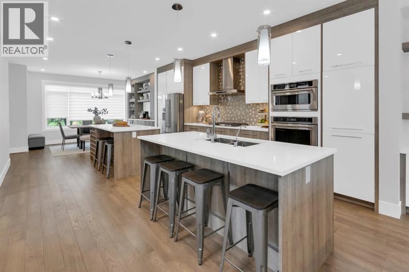1412 41 Street Southwest, Calgary, Alberta, T3C1X6, Calgary, Alberta — photo 1 of 5