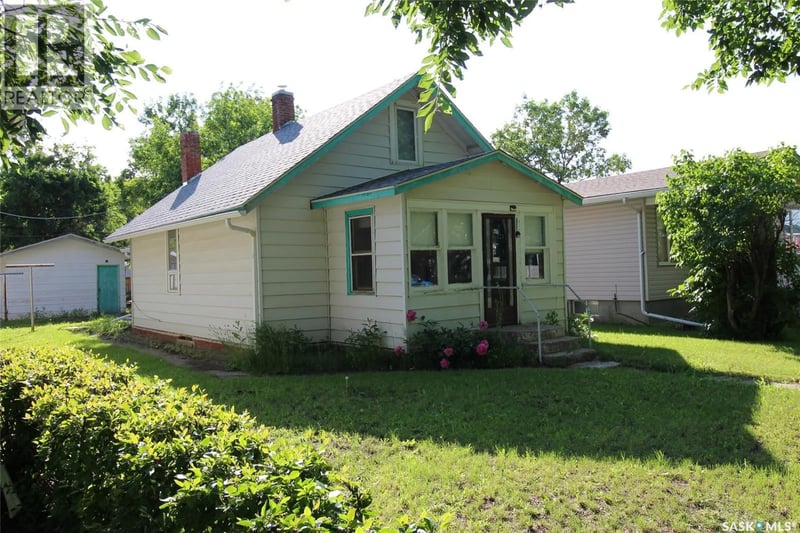 538 Centre STREET, Shaunavon, Saskatchewan, S0N2M0, Shaunavon, Saskatchewan — photo 1 of 5
