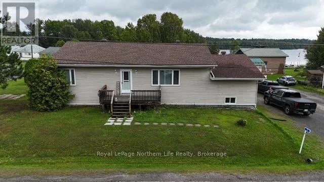 3 Cedar Avenue, Temagami, Ontario, P0H2H0, Temagami, Ontario — photo 1 of 5