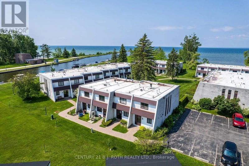 #26 1 Paradise Boulevard, Ramara, Ontario, L0K1B0, Ramara, Ontario — photo 1 of 5