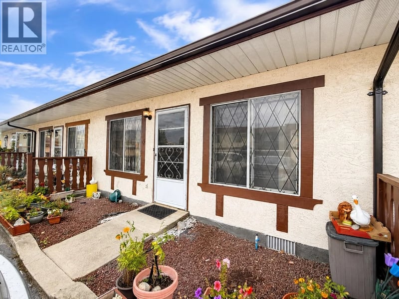 #4 5869 Main Street, Oliver, British Columbia, V0H1T9, Oliver, British Columbia — photo 1 of 5