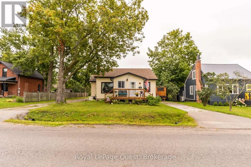 22 Creighton Street South, Orillia, Ontario, L3V1A8, Orillia, Ontario — photo 1 of 5