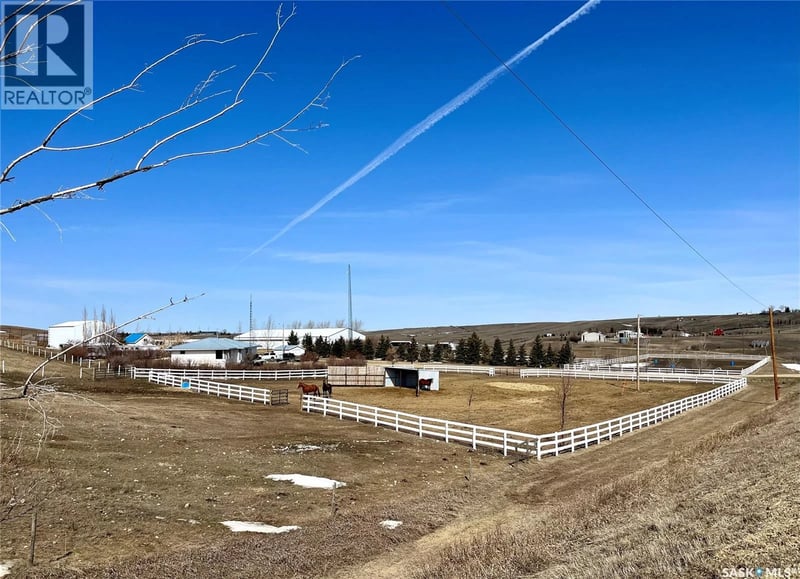 Cadrain Acres, Swift Current Rm No. 137, Saskatchewan, S9H1L9, Swift Current Rm No. 137, Saskatchewan — photo 1 of 5