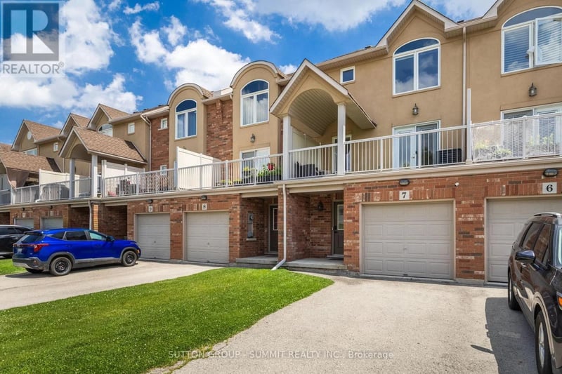 #7 1253 SILVAN FOREST Drive, Burlington (Tansley), Ontario, L7M0B7, Burlington (Tansley), Ontario — photo 1 of 5
