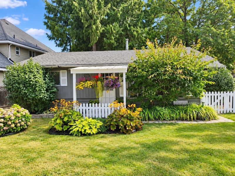 2320 153A Street, Surrey, British Columbia, V4A4R5, Surrey, British Columbia
