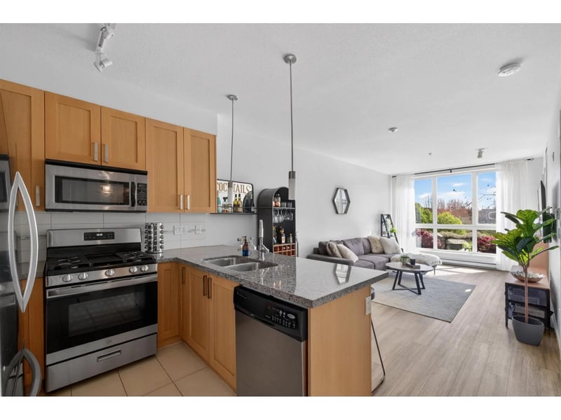 #329 15918 26 Avenue, Surrey, British Columbia, V3Z5K3, Surrey, British Columbia — photo 1 of 5