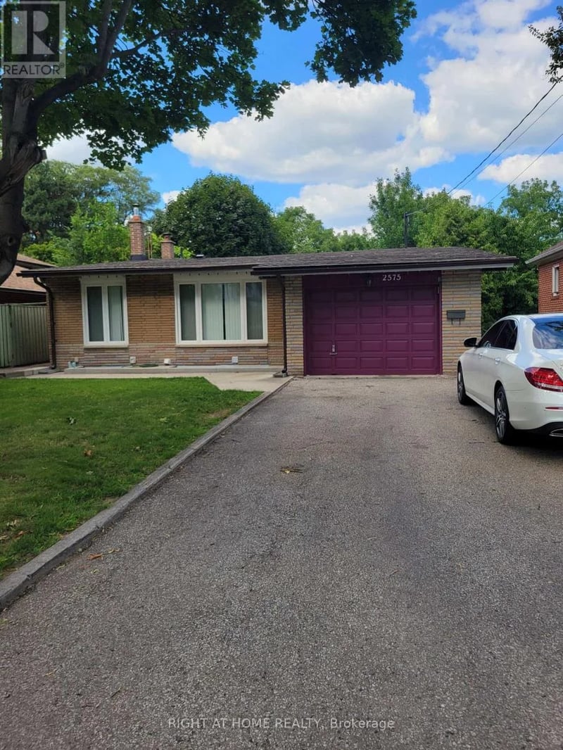 2575 Argyle Road, Mississauga (Cooksville), Ontario, L5B1V4, Mississauga (Cooksville), Ontario — photo 1 of 5