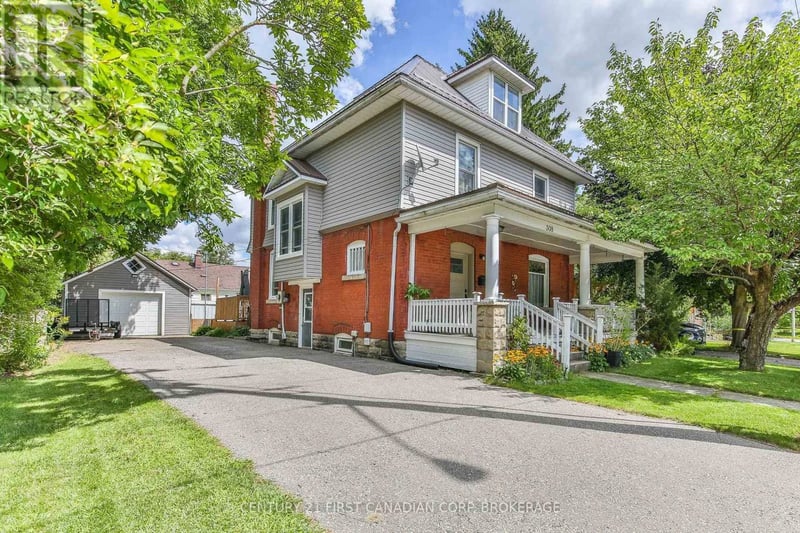 308 Broadway Street, Tillsonburg, Ontario, N4G3S1, Tillsonburg, Ontario — photo 1 of 5