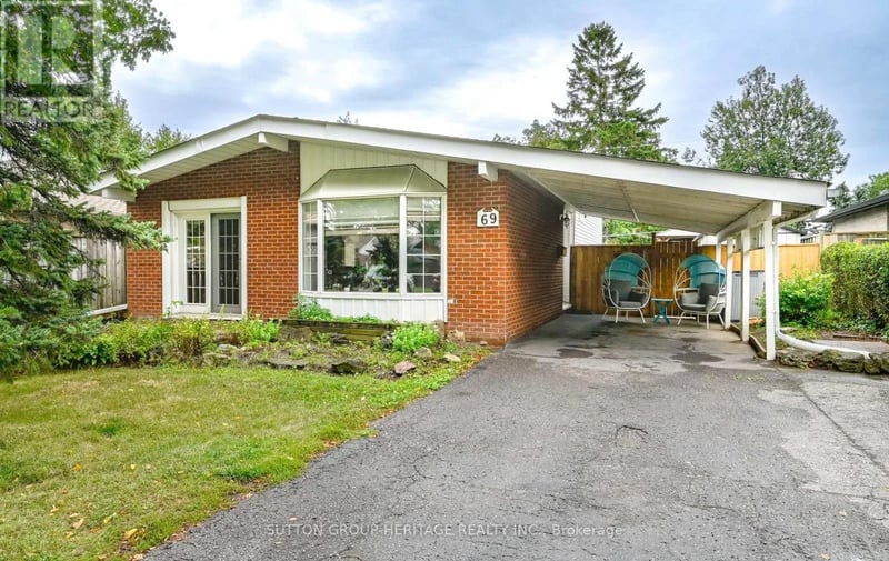 69 Clements Road East, Ajax (South East), Ontario, L1S1L3, Ajax (South East), Ontario — photo 1 of 5