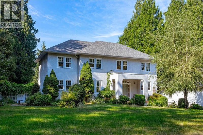 11418 Sycamore Place, North Saanich, British Columbia, V8L5L2, North Saanich, British Columbia — photo 1 of 5