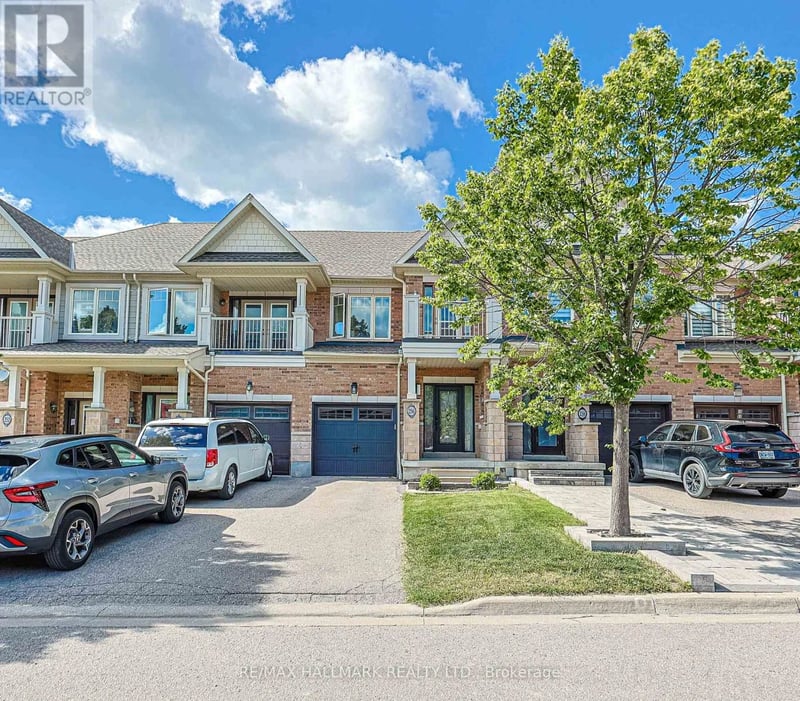 256 Sandale Road, Whitchurch-Stouffville (Stouffville), Ontario, L4A0Y4, Whitchurch-Stouffville (Stouffville), Ontario — photo 1 of 5