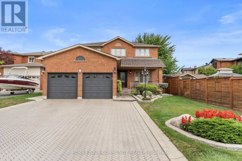 4 Tomel Court, Caledon (Bolton West), Ontario, L7E1B2, Caledon (Bolton West), Ontario — photo 1 of 5