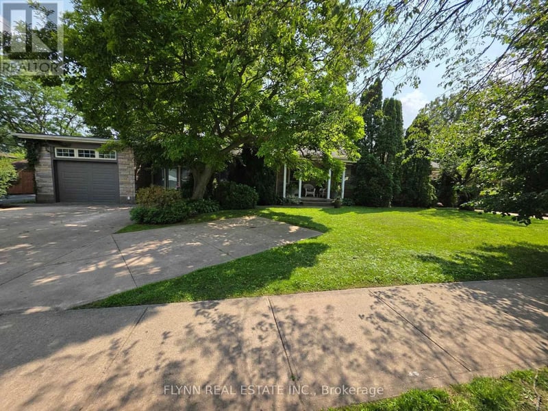 5896 Valley Way, Niagara Falls (Cherrywood), Ontario, L2E1Y1, Niagara Falls (Cherrywood), Ontario — photo 1 of 5