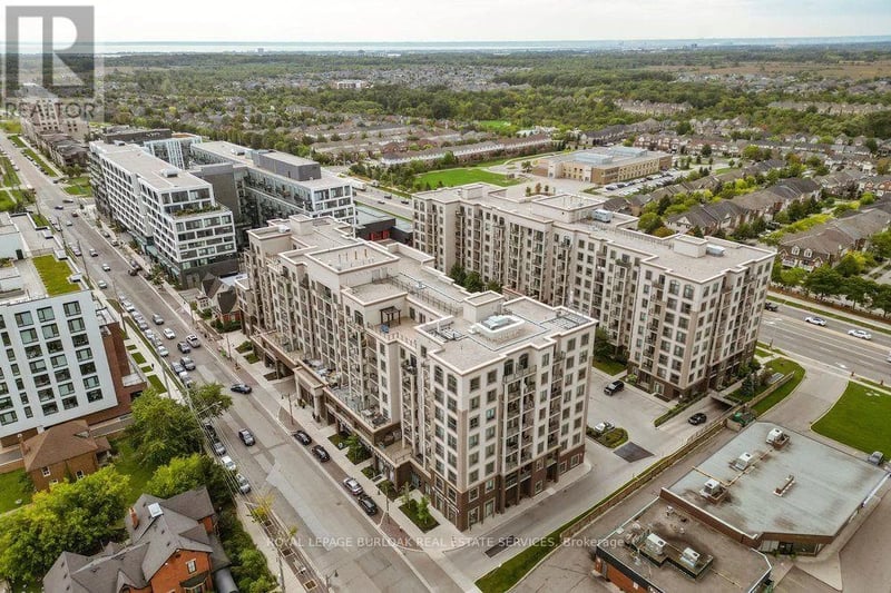 #701 2486 Old Bronte Road, Oakville (WM Westmount), Ontario, L6M0Y4, Oakville (WM Westmount), Ontario — photo 1 of 5
