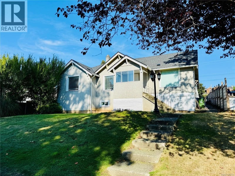 3659 8th Avenue, Port Alberni, British Columbia, V9Y4R6, Port Alberni, British Columbia — photo 1 of 5