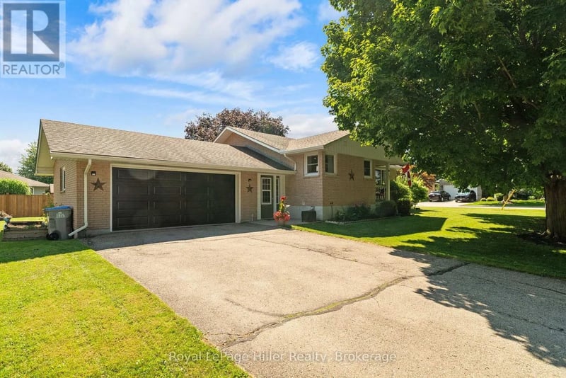 50 Albert Street, West Perth (Mitchell), Ontario, N0K1N0, West Perth (Mitchell), Ontario — photo 1 of 5