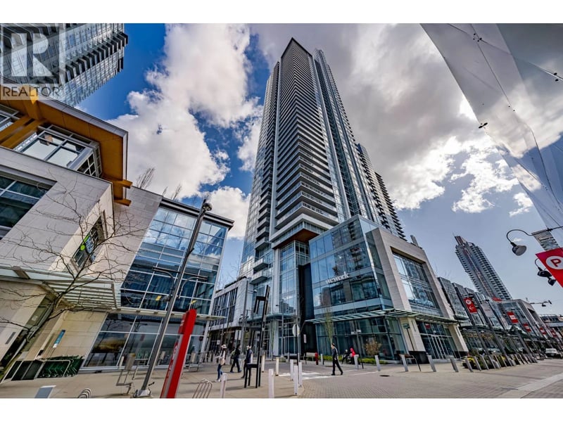 #910 4670 ASSEMBLY Way, Burnaby, British Columbia, V5H0H3, Burnaby, British Columbia — photo 1 of 4