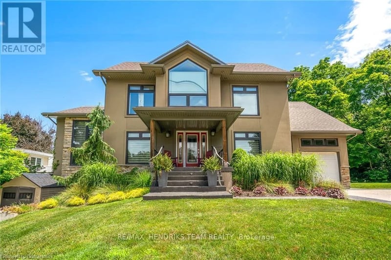 4 Front Street, Niagara-on-the-Lake (Queenston), Ontario, L0S1J0, Niagara-on-the-Lake (Queenston), Ontario — photo 1 of 5