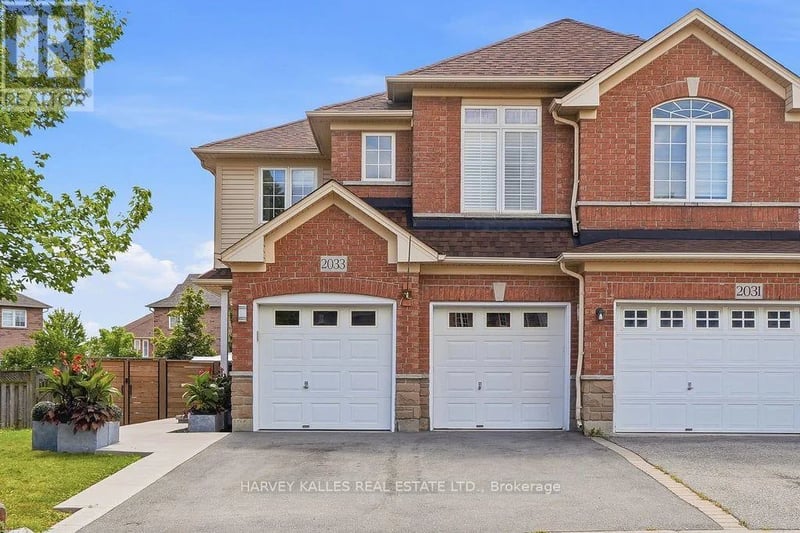 2033 Redstone Crescent, Oakville (WM Westmount), Ontario, L6M5B2, Oakville (WM Westmount), Ontario — photo 1 of 5