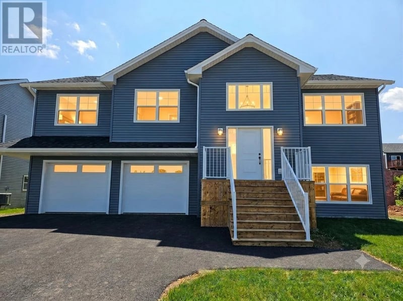 54 HUDSON Avenue, Charlottetown, Prince Edward Island, C1E3W2, Charlottetown, Prince Edward Island — photo 1 of 5