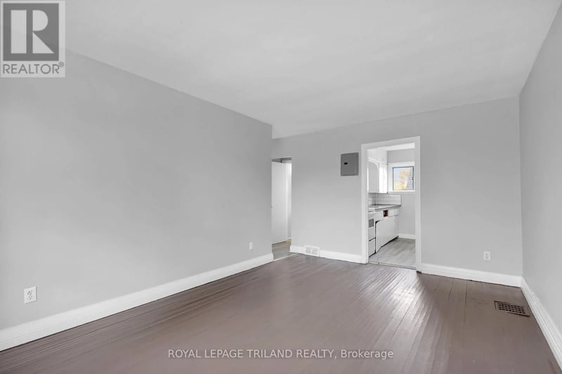 #C 204 Colborne Street, London East (East K), Ontario, N6B2S2, London East (East K), Ontario — photo 1 of 5